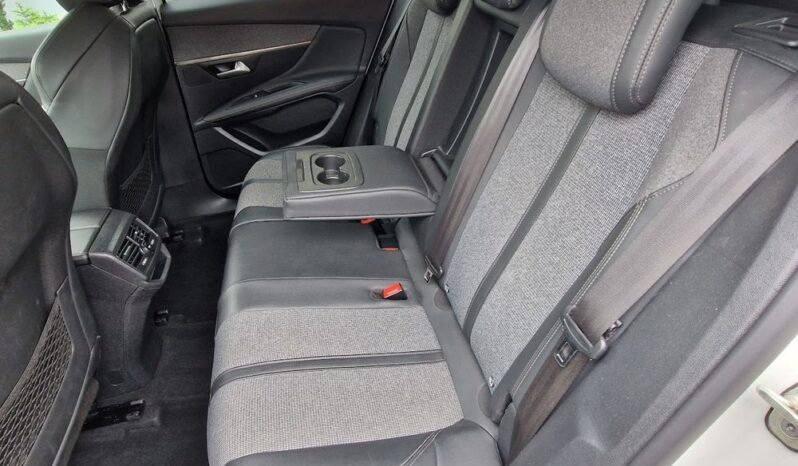 PEUGEOT 3008  | FWD (przód) | Manualna | 131 KM | Biały full