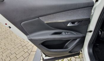 PEUGEOT 3008  | FWD (przód) | Manualna | 131 KM | Biały full