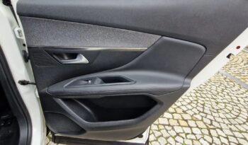 PEUGEOT 3008  | FWD (przód) | Manualna | 131 KM | Biały full