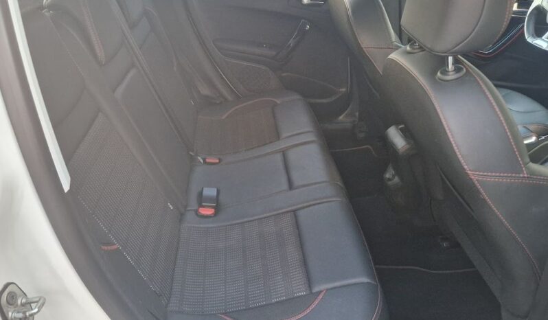 PEUGEOT 2008  | FWD (przód) | Manualna | 110 KM | Biały full