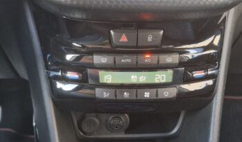 PEUGEOT 2008  | FWD (przód) | Manualna | 110 KM | Biały full