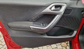 PEUGEOT 2008  | FWD (przód) | Manualna | 110 KM | Czerwony full