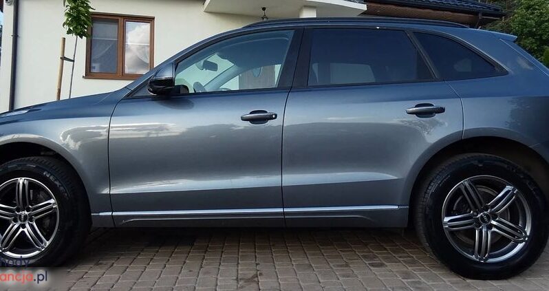 AUDI Q5  | 4×4 (stały) | Automatyczna | 224 KM | Szary full