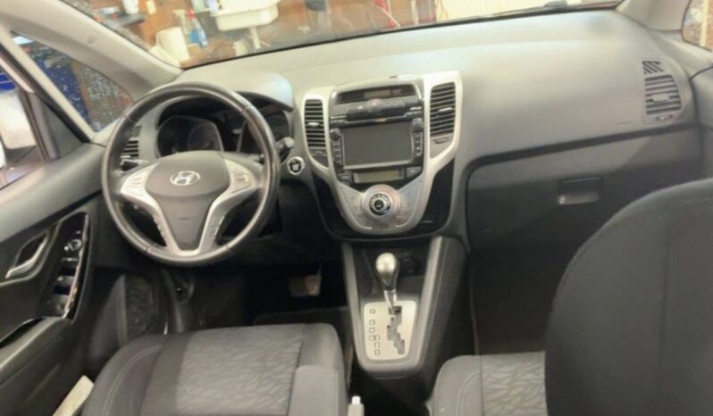 Hyundai | 2013 | 1591cm3 | 109000 km full