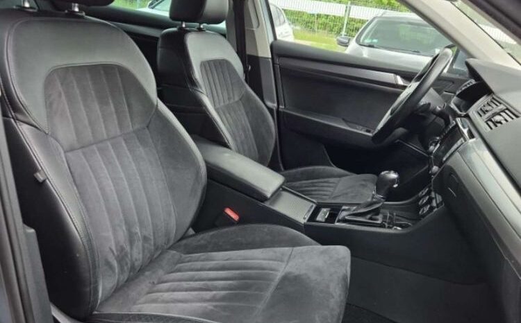 SKODA Superb  | FWD (przód) | Automatyczna | 190 KM | Szary full