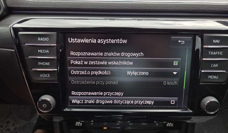 SKODA Superb  | FWD (przód) | Automatyczna | 190 KM | Szary full