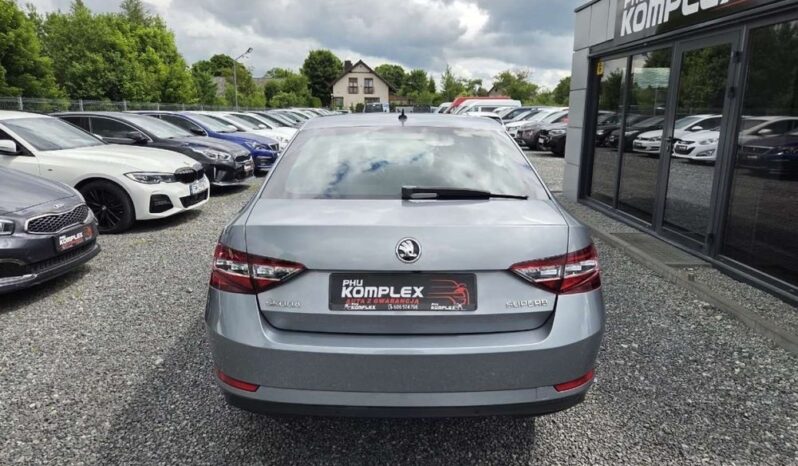 SKODA Superb  | FWD (przód) | Automatyczna | 190 KM | Szary full