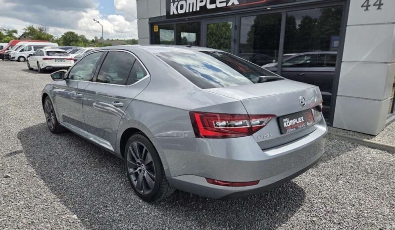 SKODA Superb  | FWD (przód) | Automatyczna | 190 KM | Szary full