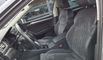 SKODA Superb  | FWD (przód) | Automatyczna | 190 KM | Szary full