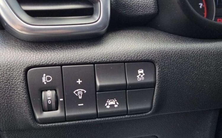 KIA Sportage  | FWD (przód) | Manualna | 132 KM | Szary full