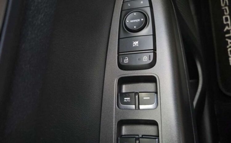 KIA Sportage  | FWD (przód) | Manualna | 132 KM | Szary full