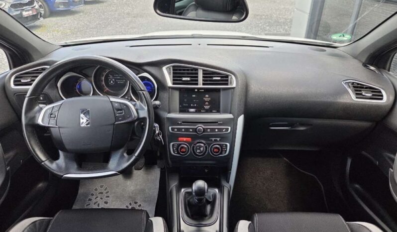 CITROEN DS4  | FWD (przód) | Manualna | 120 KM | Biały full