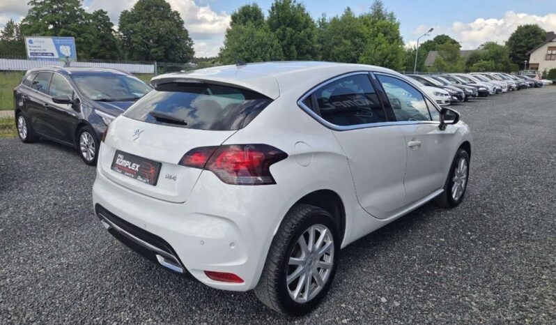 CITROEN DS4  | FWD (przód) | Manualna | 120 KM | Biały full