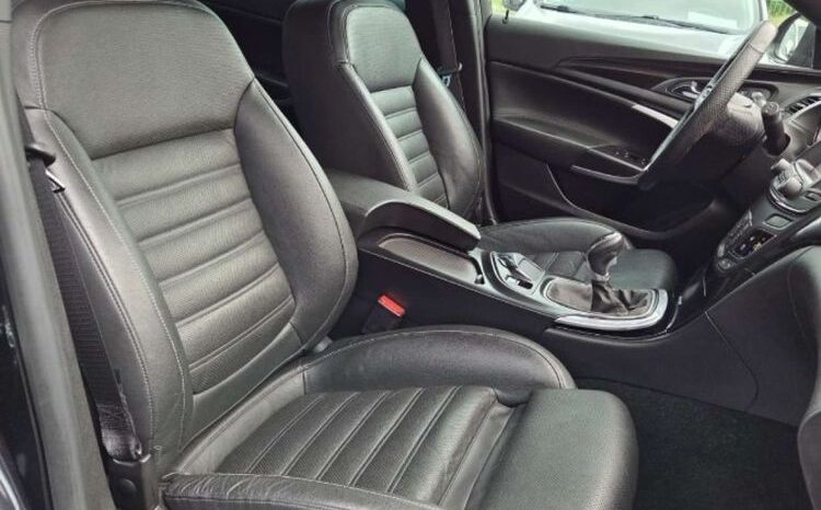 OPEL Insignia  | FWD (przód) | Manualna | 194 KM | Czarny full