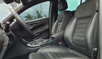 OPEL Insignia  | FWD (przód) | Manualna | 194 KM | Czarny full