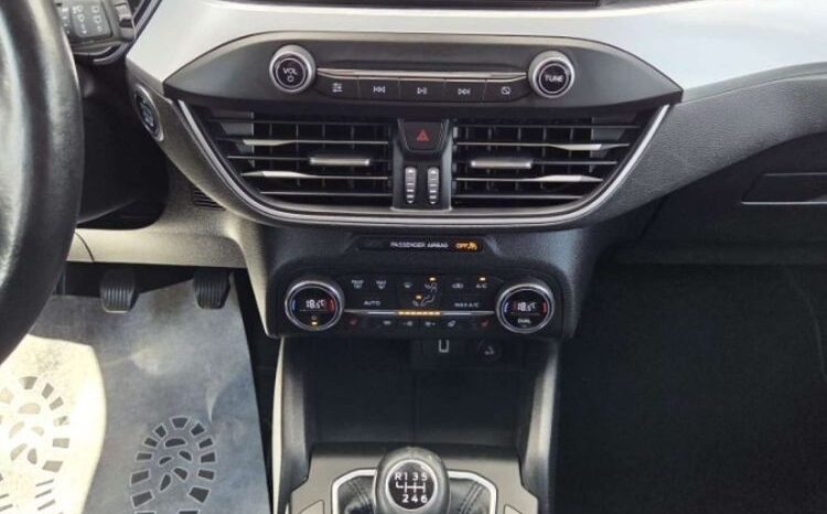 FORD Focus  | FWD (przód) | Manualna | 95 KM | Czarny full