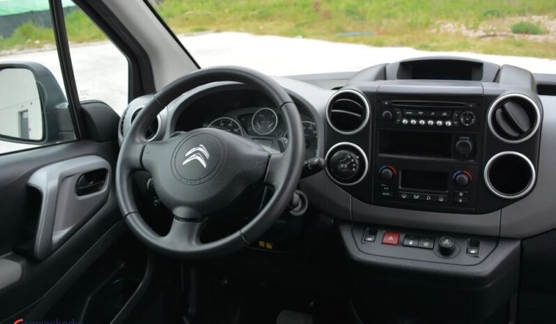 CITROEN Berlingo  | FWD (przód) | Automatyczna | 99 KM | Niebieski full