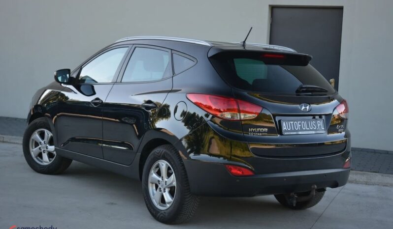 HYUNDAI ix35  | FWD (przód) | Manualna | 116 KM | Czarny full