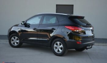 HYUNDAI ix35  | FWD (przód) | Manualna | 116 KM | Czarny full