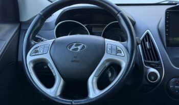 HYUNDAI ix35  | FWD (przód) | Manualna | 116 KM | Czarny full