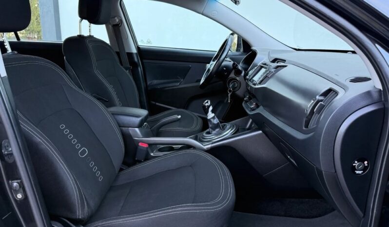 KIA Sportage  | FWD (przód) | Manualna | 115 KM | Czarny full