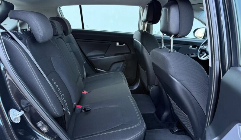 KIA Sportage  | FWD (przód) | Manualna | 115 KM | Czarny full