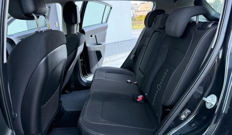 KIA Sportage  | FWD (przód) | Manualna | 115 KM | Czarny full