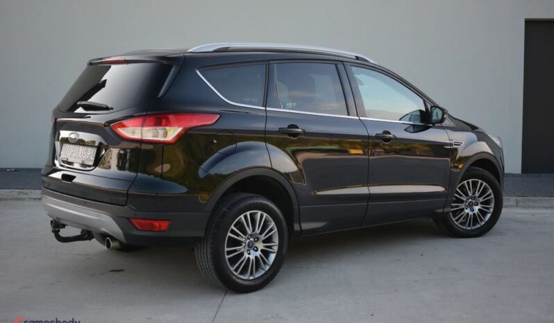 FORD Kuga  | 4×4 (doł. automatycznie) | Manualna | 140 KM | Czarny full