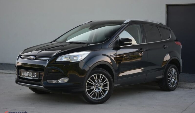FORD Kuga  | 4×4 (doł. automatycznie) | Manualna | 140 KM | Czarny full