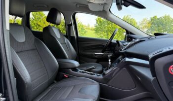FORD Kuga  | 4×4 (doł. automatycznie) | Manualna | 140 KM | Czarny full