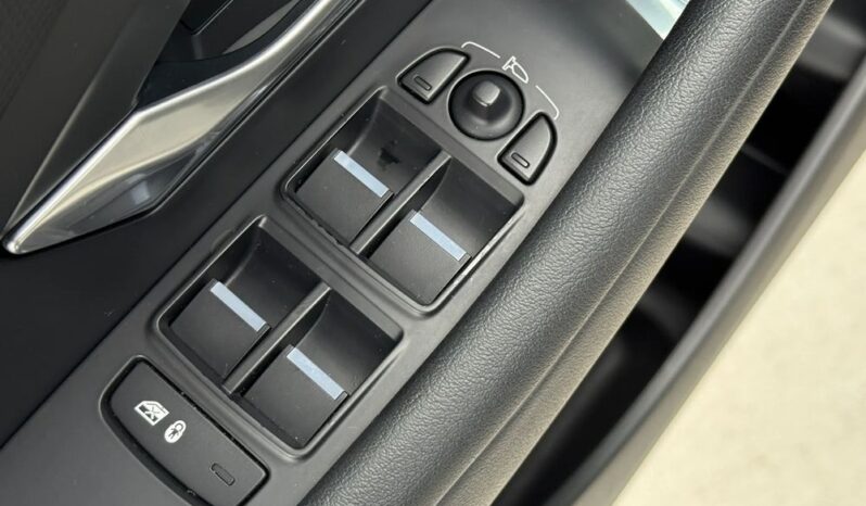 Jaguar E-Pace | FWD (przód) | Manualna | 150 KM | Czarny full