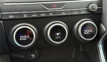 Jaguar E-Pace | FWD (przód) | Manualna | 150 KM | Czarny full