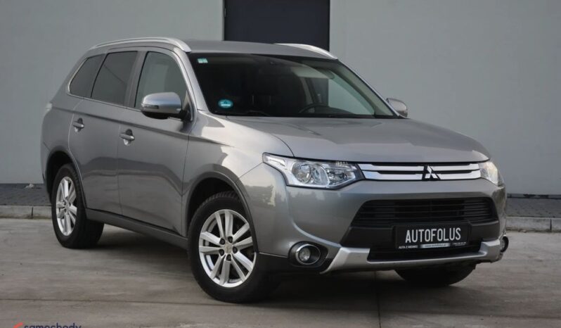 Mitsubishi Outlander  | 4X4 (Doł. Automatycznie) | Automatyczna | 150 Km | Szary