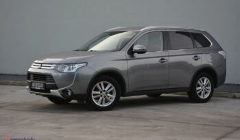 MITSUBISHI Outlander  | 4×4 (doł. automatycznie) | Automatyczna | 150 KM | Szary full