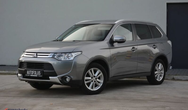 MITSUBISHI Outlander  | 4×4 (doł. automatycznie) | Automatyczna | 150 KM | Szary full