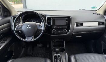 MITSUBISHI Outlander  | 4×4 (doł. automatycznie) | Automatyczna | 150 KM | Szary full