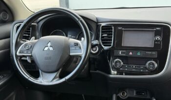 MITSUBISHI Outlander  | 4×4 (doł. automatycznie) | Automatyczna | 150 KM | Szary full