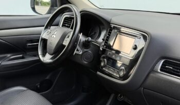 MITSUBISHI Outlander  | 4×4 (doł. automatycznie) | Automatyczna | 150 KM | Szary full