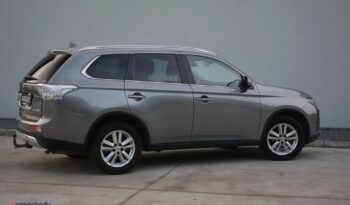 MITSUBISHI Outlander  | 4×4 (doł. automatycznie) | Automatyczna | 150 KM | Szary full