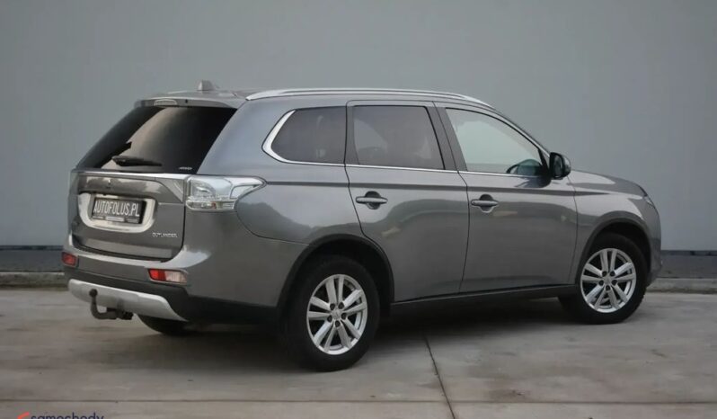MITSUBISHI Outlander  | 4×4 (doł. automatycznie) | Automatyczna | 150 KM | Szary full