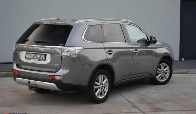 MITSUBISHI Outlander  | 4×4 (doł. automatycznie) | Automatyczna | 150 KM | Szary full