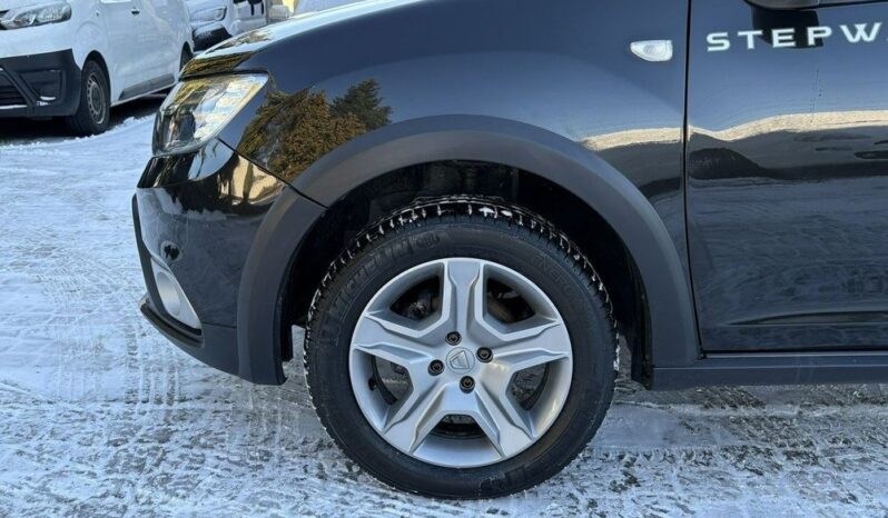 Dacia Sandero Stepway | FWD (przód) | Manualna | 90 KM | Szary full