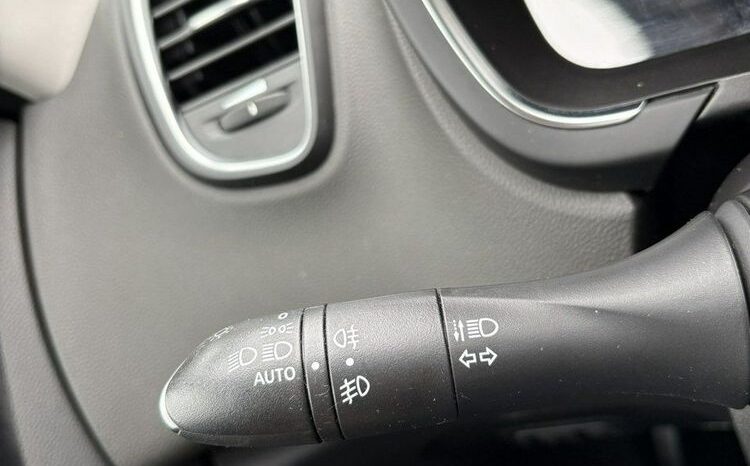 Renault Scenic | FWD (przód) | Manualna | 140 KM | Biały full