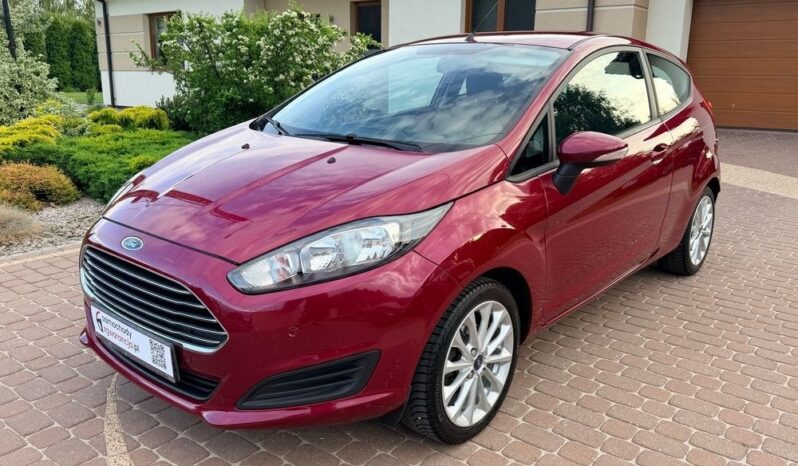 FORD Fiesta  | FWD (przód) | Manualna | 82 KM | Bordowy full