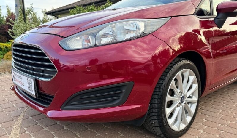 FORD Fiesta  | FWD (przód) | Manualna | 82 KM | Bordowy full