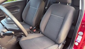 FORD Fiesta  | FWD (przód) | Manualna | 82 KM | Bordowy full