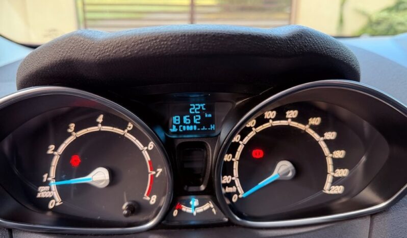 FORD Fiesta  | FWD (przód) | Manualna | 82 KM | Bordowy full
