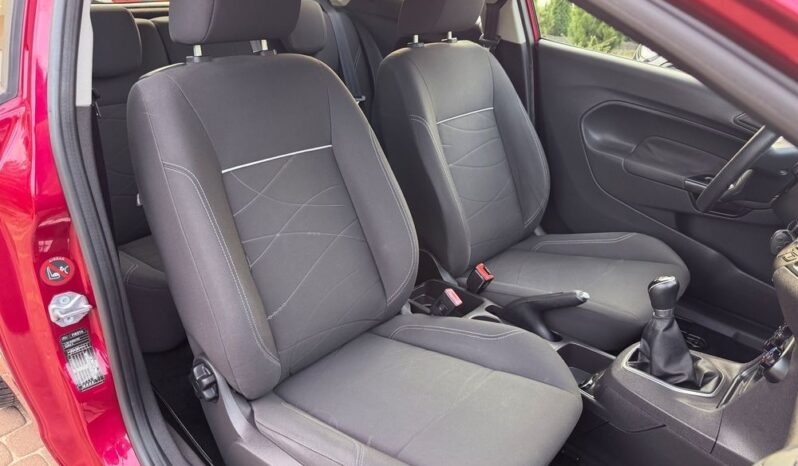 FORD Fiesta  | FWD (przód) | Manualna | 82 KM | Bordowy full