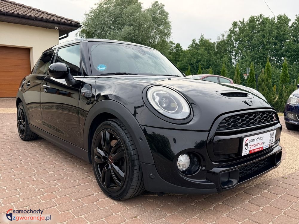 Mini Cooper  | Fwd (Przód) | Manualna | 170 Km | Czarny