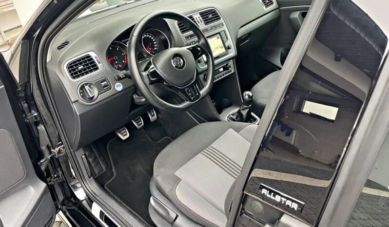 VOLKSWAGEN Polo  | FWD (przód) | Manualna | 90 KM | Czarny full